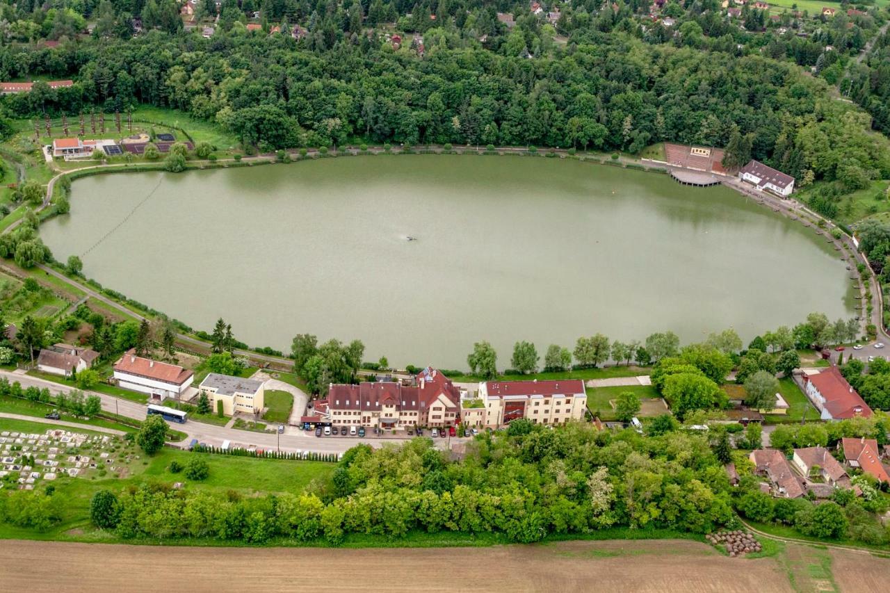 Tó Wellness Hotel Bánk Kültér fotó